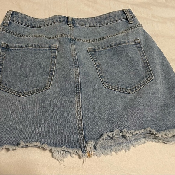 Denim‎ skirt - Picture 6 of 6